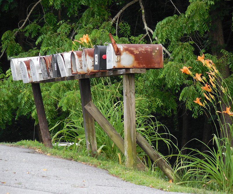 Get rid of rust from outside mailboxes