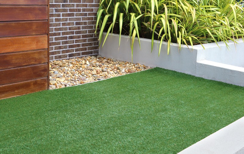 Cleaning your artificial grass