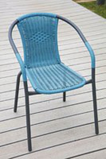 Basic chair with blue arms