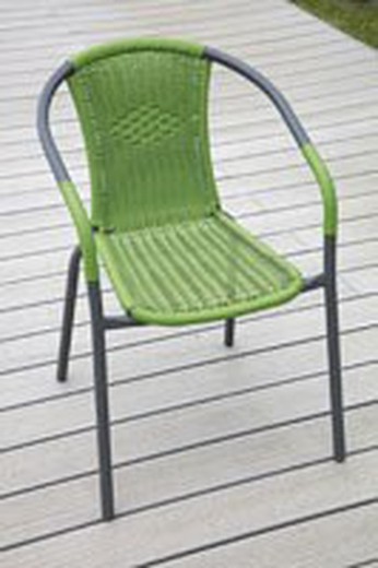 chaise couleur verte de base avec bras