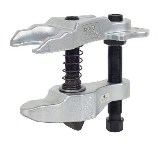 Ball joint puller for heavy duty trucks and low floor buses