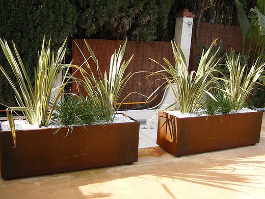 Rektangulær plantekasse i Corten stål 100x40x60(h)cm