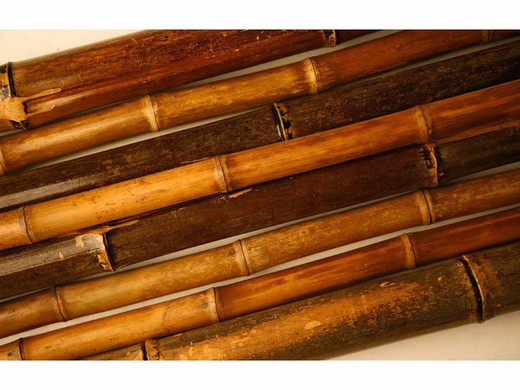 Decorative bamboo stakes in various sizes