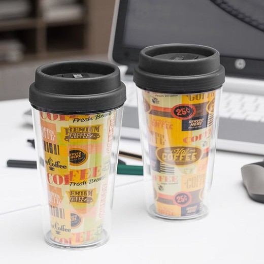 Tumbler met deksel en dubbelwandige koffie