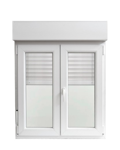 PVC-fönster med dubbelglas 100x101,4 +18,6 fälljalusi. dubbelark Cando serie 7006.
