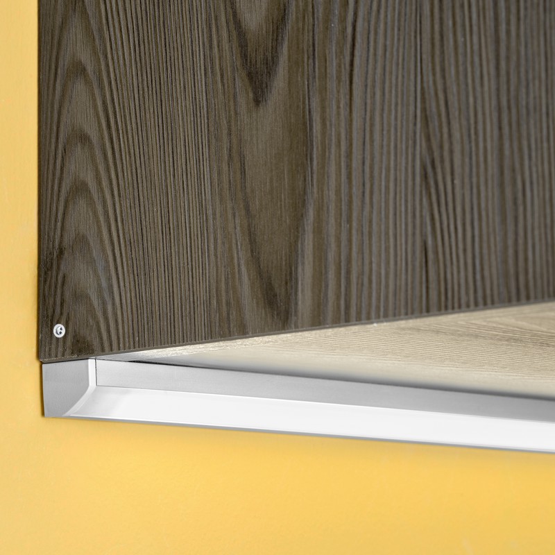 Emuca Barra para armario con luz LED regulable 858-1.008mm