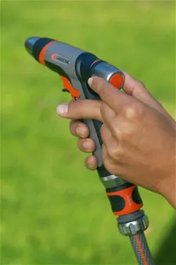 Pack Hose Classic 20M 15mm + Support + Gardena kunstvandingspistol